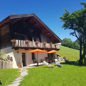  Maison d'hôtes Aux Fermes De La Croix, Maison D'hotes,